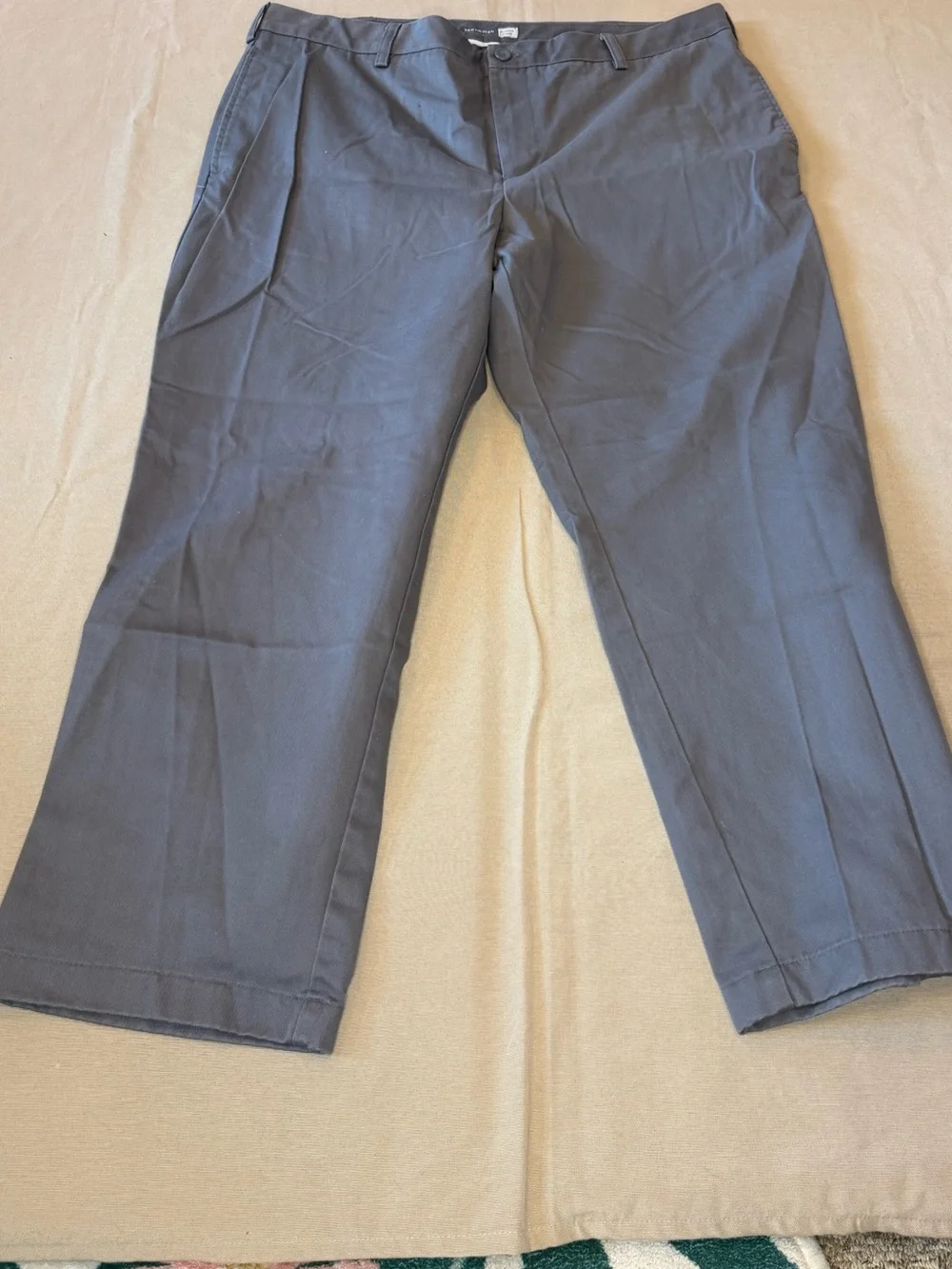 Van Heusen Men's Dark Gray Chino Pants
